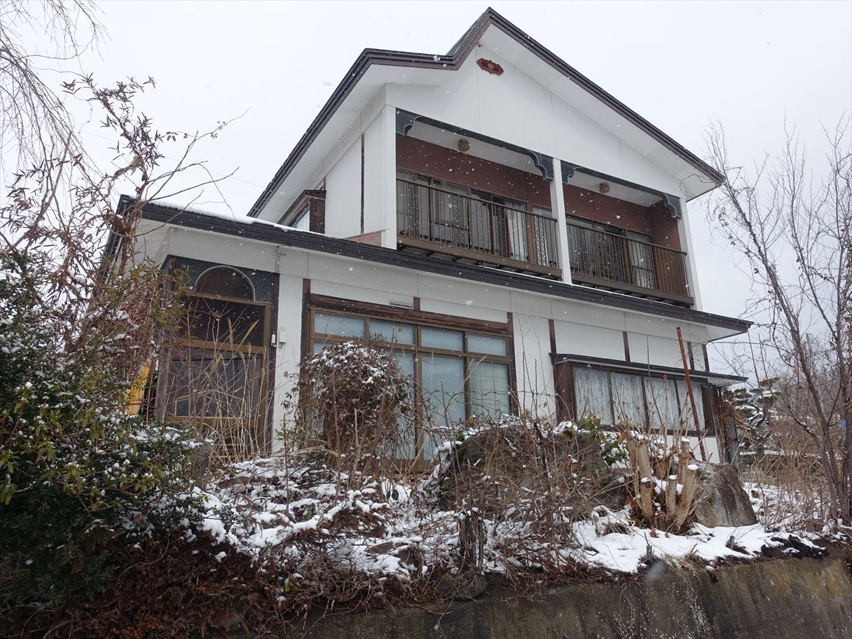 Traditional Japanese Akiya House 5